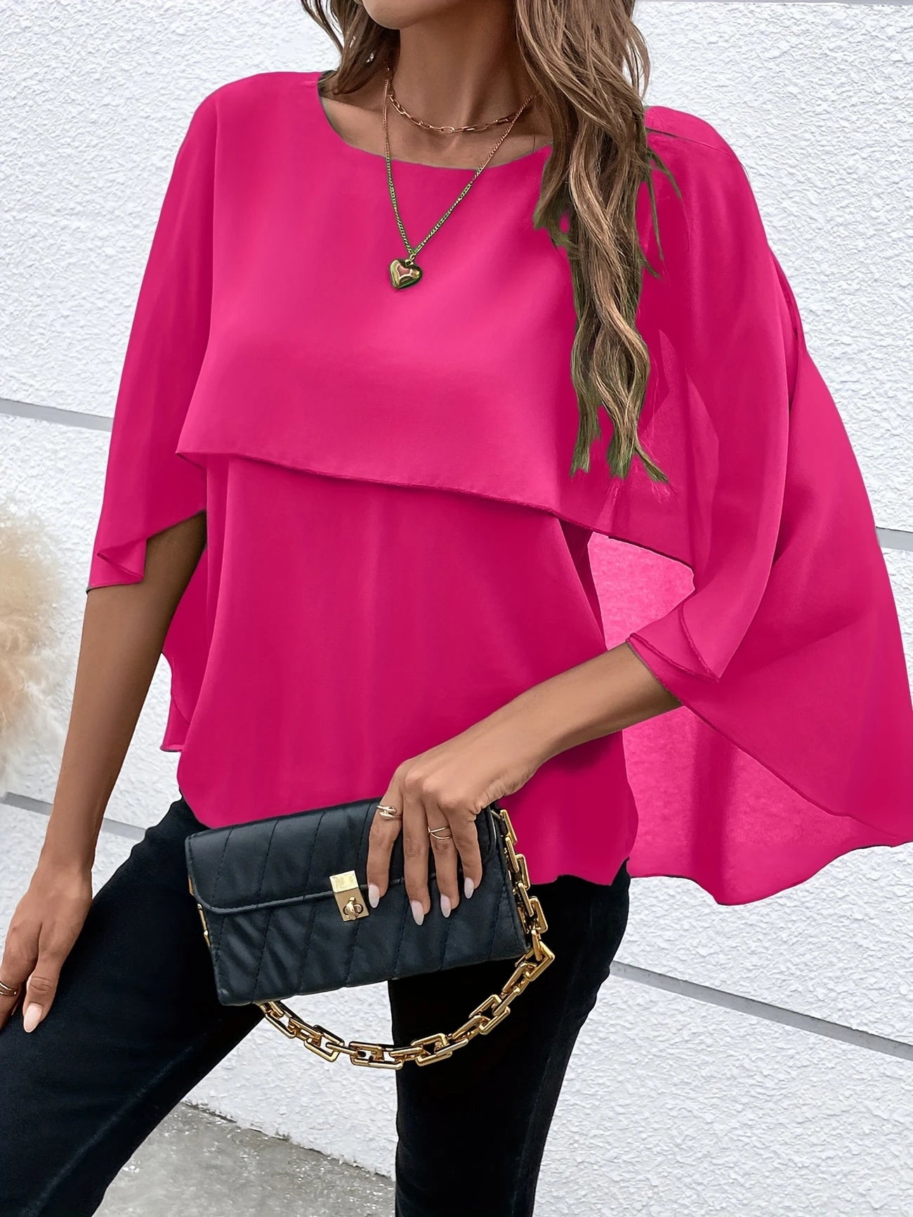 Ligne™ | Blouse Élégante à Manches Cape