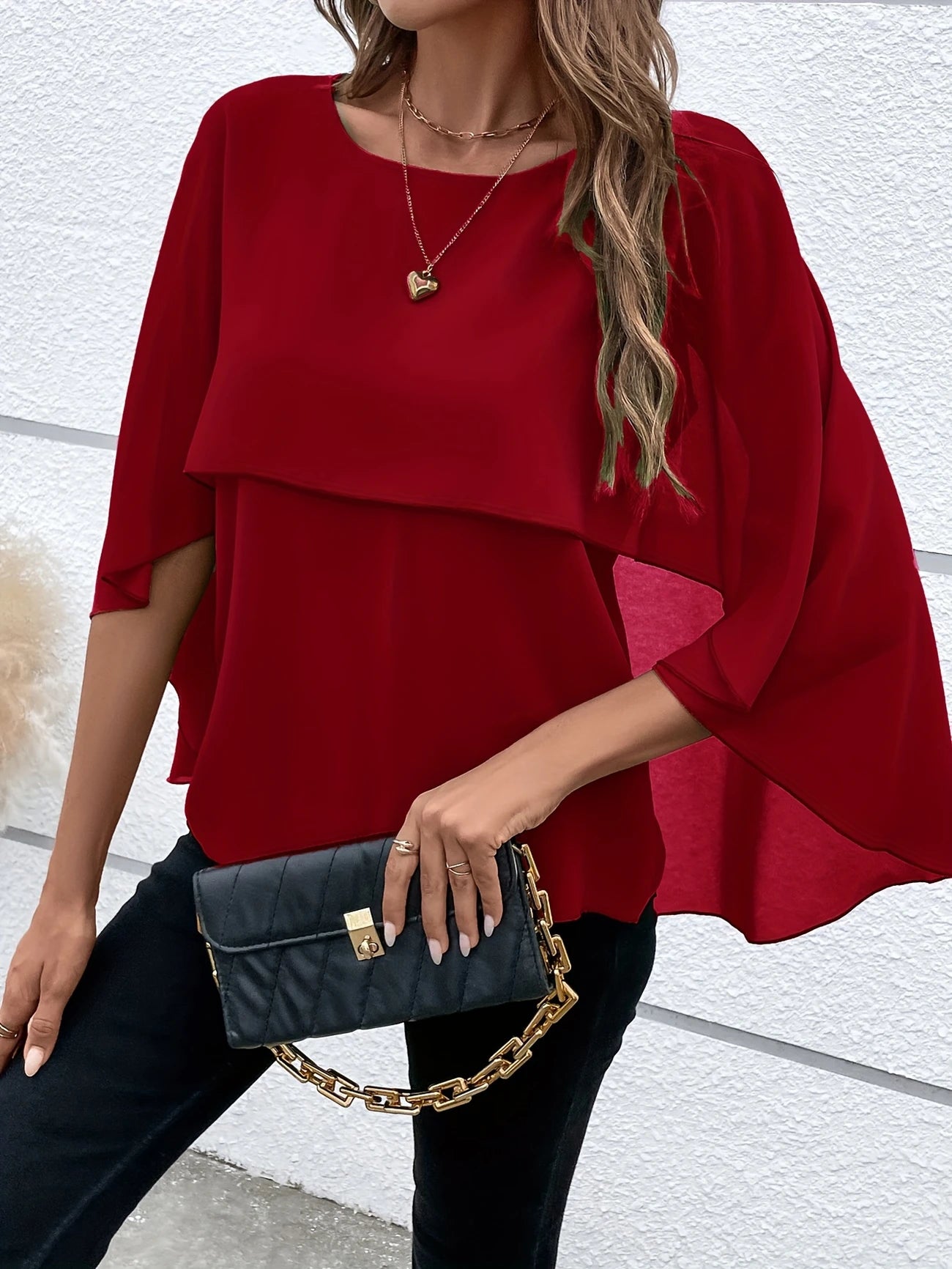 Ligne™ | Blouse Élégante à Manches Cape