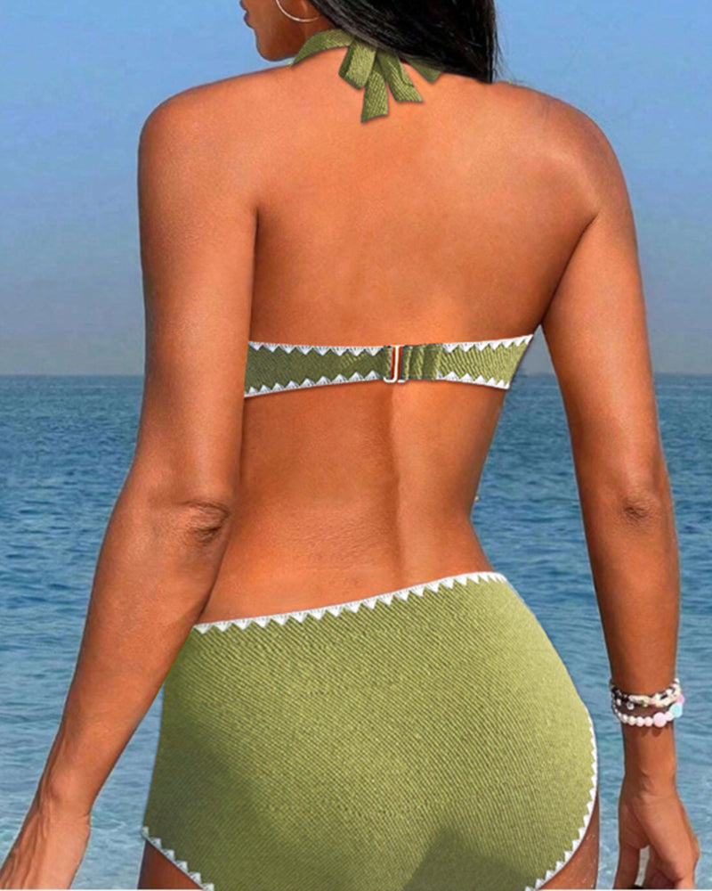 Bikini de vacances simple dos nu plissé