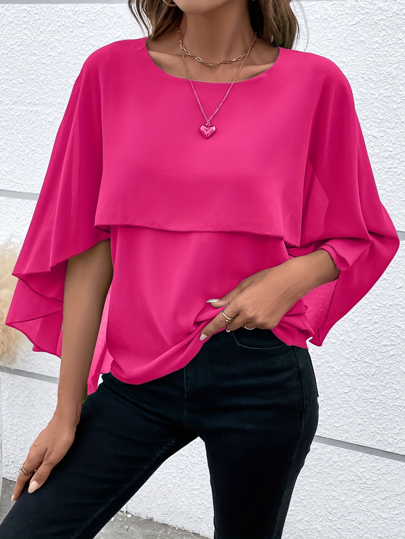 Ligne™ | Blouse Élégante à Manches Cape