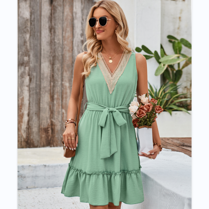 Ligne™ | Robe sans manches col V