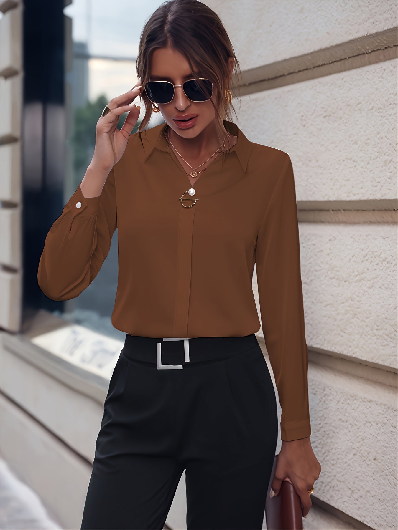 Ligne™ | Blouse avec des boutons en perles