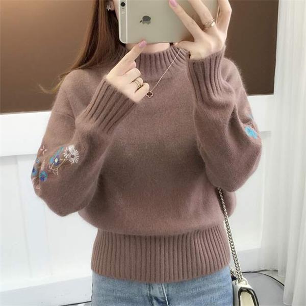 Ligne™ | Pull cachemire brodé